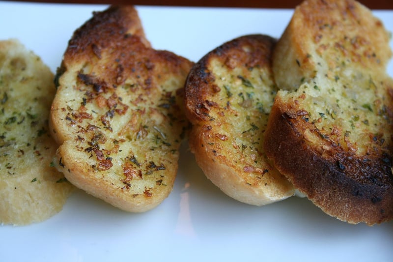 Garlic Bread Twists